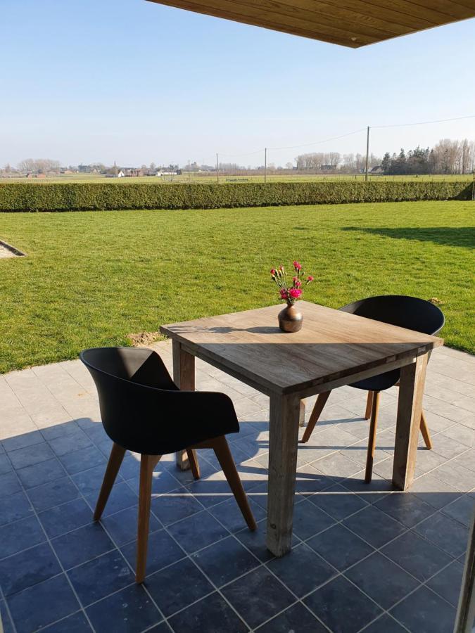 Vakantiehuis Onverbloemd Tielt Esterno foto
